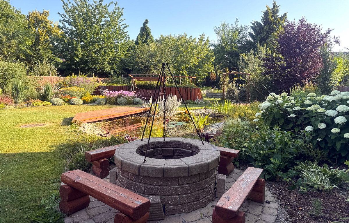 A Te kerted, a Te történeted. Álmodjuk meg együtt! Segítek abban, hogy a kerted ne csak szép legyen, hanem harmonikus és hozzád illő.